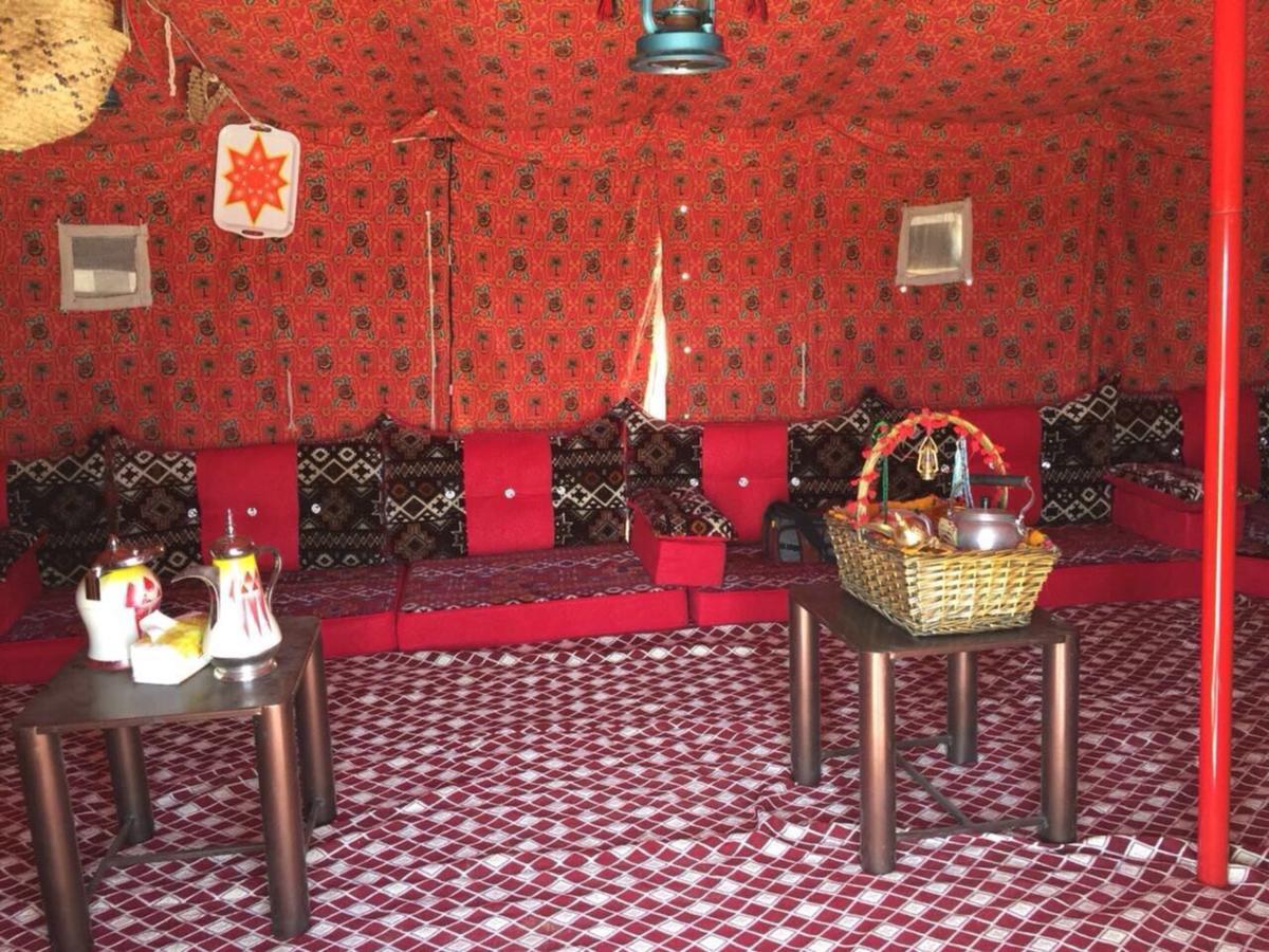 Hotel Royal Tours Permanent Camp Umm Lajj Exteriér fotografie